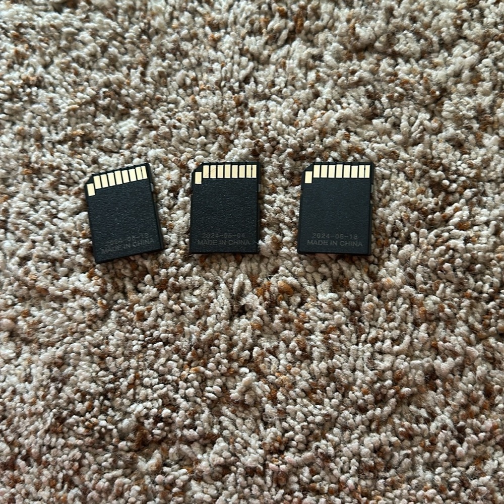 SanDisk MicroSD Adapter Set - Picture 2 of 2
